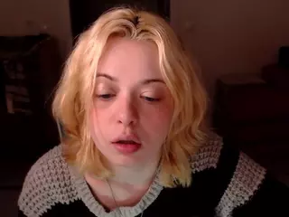 KatieMelone's Live Sex Cam Show