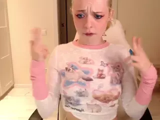 KatieMelone's Live Sex Cam Show