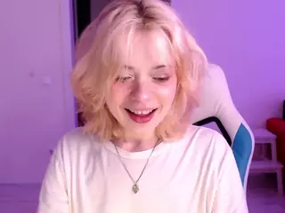 KatieMelone's Live Sex Cam Show