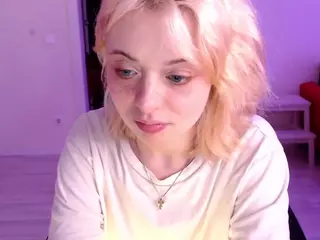 KatieMelone's Live Sex Cam Show
