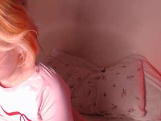 Live cam show with KatieMelone