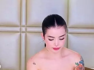 Bella-Jagger's Live Sex Cam Show