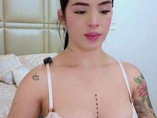 Live cam show with Bella-Jagger
