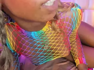 BritneyVega's Live Sex Cam Show