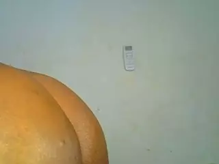 ebonyhoney's Live Sex Cam Show