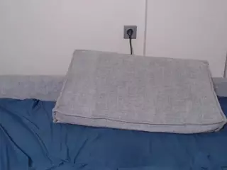 MeloeLili's Live Sex Cam Show