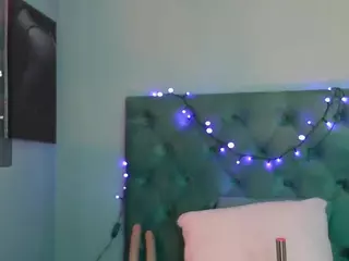 CharlotteSmithFrock's Live Sex Cam Show