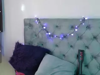 CharlotteSmithFrock's Live Sex Cam Show