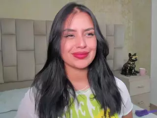 Emmatorrees's Live Sex Cam Show