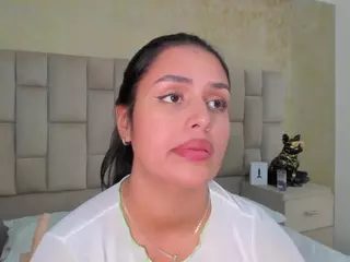 Emmatorrees's Live Sex Cam Show