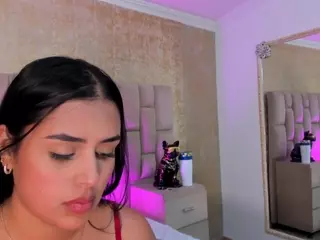 Emmatorrees's Live Sex Cam Show