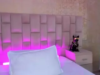 Emmatorrees's Live Sex Cam Show