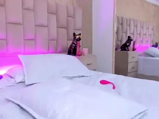 Emmatorrees's Live Sex Cam Show
