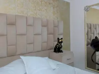Emmatorrees's Live Sex Cam Show