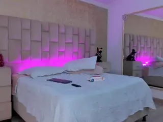 Emmatorrees's Live Sex Cam Show