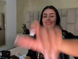 Emmatorrees's Live Sex Cam Show