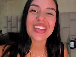 Emmatorrees's Live Sex Cam Show