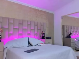 Emmatorrees's Live Sex Cam Show
