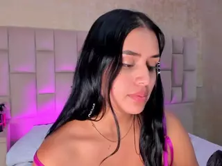Emmatorrees's Live Sex Cam Show