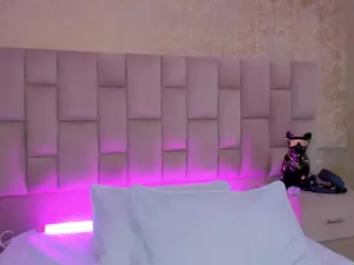 Emmatorrees's Live Sex Cam Show