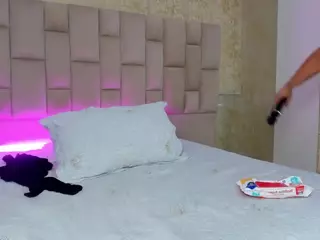 Emmatorrees's Live Sex Cam Show