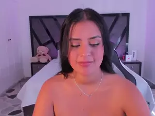 Emmatorrees's Live Sex Cam Show