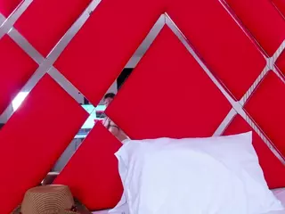 SusanCouper's Live Sex Cam Show