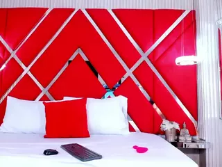 SusanCouper's Live Sex Cam Show