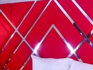 Live cam show with SusanCouper