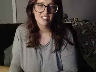 BustyHousewife's Live Sex Cam Show