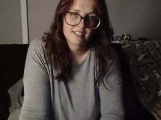 BustyHousewife's Live Sex Cam Show
