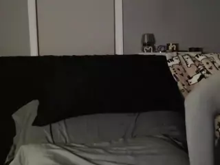 BustyHousewife's Live Sex Cam Show