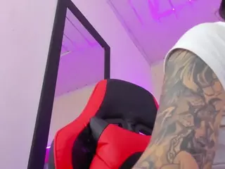 flaca57's Live Sex Cam Show