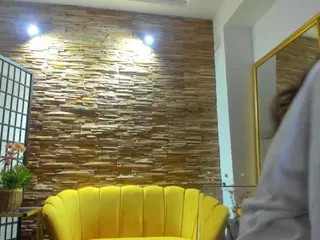 AishaRouhi's Live Sex Cam Show