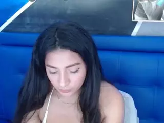 kanyss-lov3's Live Sex Cam Show