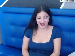 kanyss-lov3's Live Sex Cam Show