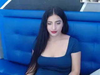kanyss-lov3's Live Sex Cam Show