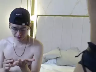 couplecumbonny's Live Sex Cam Show