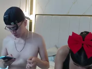 couplecumbonny's Live Sex Cam Show