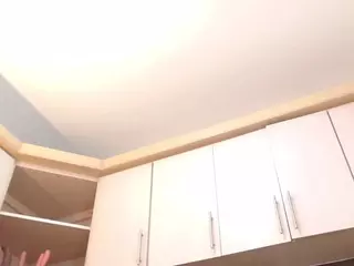EmmaRobertt's Live Sex Cam Show
