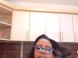EmmaRobertt's Live Sex Cam Show