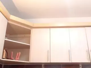EmmaRobertt's Live Sex Cam Show
