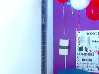 EmmaRobertt's Live Sex Cam Show