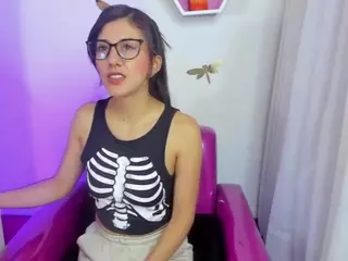 JadeWhitee's Live Sex Cam Show