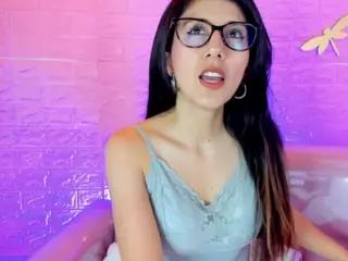 JadeWhitee's Live Sex Cam Show