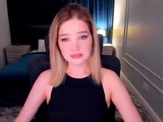 SophieSmithe's Live Sex Cam Show