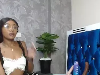 StacyDash's Live Sex Cam Show