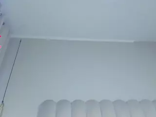 Atenea Roberts's Live Sex Cam Show