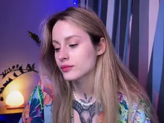 avivafaith's Live Sex Cam Show