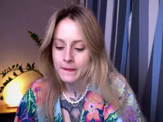 avivafaith's Live Sex Cam Show